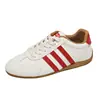 2026 Zapatos Blancos Mujer Otoño Nuevo Estilo Versión Coreana ins Estudiante Femenina Casual Deportivos Versátiles Zapatos de Tabla Estilo Callejero 8822