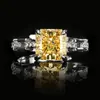 Anillos de Joyería con Diamante de Alto Carbono Corte Flor de Hielo, Diseño Cuadrado Padparadscha, Moda de Lujo Ligero, Wholesale de Alta Gama para Mujeres