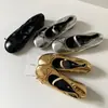 Sapatos Mary Jane de Pele de Ovelha com Aumento Interno de Altura Sapatos Planos de Salto Baixo com Boca Rasa Femininos Sapatos Novos de Primavera Dourados Sapatos com Laço e Bico Redondo Femininos