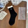 Calcetines de tubo medio de estilo coreano con diseño de orejas de madera y botones de amor de Songmu, de algodón peinado fresco.