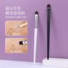 Brocha para corrector con forma de lengua cabeza plana pelo suave para cubrir manchas marcas de acné surco lagrimal ojeras brocha delgada y sin costuras brocha para base de maquillaje