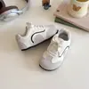Zapatos Deportivos Transpirables para Niñas Nuevas Llegadas Primavera 2025 Zapatos para Niños Pequeños Estilo Coreano Zapatos Casuales para Niños Zapatos Cómodos Forrest Gump para Niños