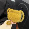 Outono e inverno lã lã balde bolsa feminina 2024 novo nicho ombro bolsa crossbody cor sólida pelúcia bolsa para celular