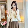 Chaleco Tejido Estilo Bosque Dulce Flor Pequeña Chaleco Chaqueta para Mujer Primavera y Otoño 2025 Nuevo Conjunto de Dos Piezas Top en Capas