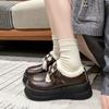 Forrado de lã Estilo Britânico Plataforma Sapatos de Camada Única Feminino Outono e Inverno 2024 Novo Estilo Pequenos Sapatos de Algodão Todos Combinam Pequenos Sapatos de Couro com Fivela