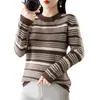 Nuevo suéter de punto para mujer 2025, bloques de color, moda transfronteriza, diseño de rayas engrosado, adecuado para usar en capas, otoño e invierno, cuello redondo
