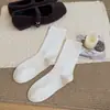 Calcetines Xiaocha Life, de canalé alto, color liso, sin costuras, calcetines versátiles de longitud media para apilar para mujer, hechos de algodón peinado, calcetines sin costuras para mujer