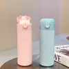 Termo de Acero Inoxidable para Hombres y Mujeres, Botella de Agua Portátil para la Escuela con Tapa abatible, Termo Especial para Estudiantes Mujeres, Taza con Grabado