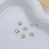 Accesorios de Uñas de Moda con Diamantes Transparentes Blancos Apilados Populares, Corazón de Melocotón Inclinado, Cuadrado Grueso, Perlas Tridimensionales, Bolas de Diamante Terminadas y Diamantes Brillantes