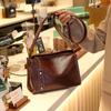 Bolso de Mano Auténtico de Cuero para Mujer 2026 Estilo Nuevo Bolso Moda Europea y Americana Piel de Vaca Versátil Casual Cuero Suave Bolso Cruzado en Stock