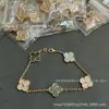 Pulsera de Trébol de Cuatro Hojas y Cinco Flores V-Gold de Gama Alta, Pulsera Fina con Diseño de Flor para Mujer, Versión Alta con Baño Grueso de Oro de 18 Quilates, Regalo para el Cumpleaños de la Novia