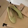 Sapatos Baixos de Camurça Sapatos Femininos 2026 Novo Estilo Primavera Outono Vermelho Francês Ballet Suave Antiderrapante Sapatos de Festa