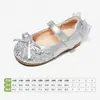 Zapatos de Princesa Zapatos de Moda para Niñas 2026 Otoño Nuevos Zapatos de Cuero para Niños Zapatos de Cristal Plateado para Bebé Zapatos de Suela Suave