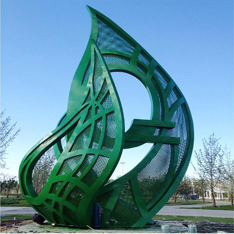 抽象不锈钢树叶大型雕塑