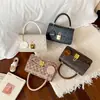 2026 Bolso Cuadrado Pequeño Casual de Color Sólido Retro Elegante para Mujer Bolso Cruzado Versátil de Moda con Textura de Alta Calidad para Viajes al Trabajo para Mujer