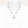 Pingente de Colar Planeta Saturno com Rebites e Diamantes, Corrente para Clavícula com Diamantes, Estilo Empress Dowager Mayfair, Pequeno, Atacado