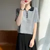 Camiseta de punto para mujer con cuello polo y bloques de color estilo francés, manga corta, para verano 2026, ligera, cómoda, con sentido del diseño, nicho, top con solapa