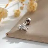 Brinco de Titânio com Coroa de Menina, Luxo de Nicho, Micro-Incrustado com Zircônia Colorida, Joia para Piercing