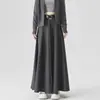Foto real de uma saia de terno preta estilo Hepburn para mulheres, outono, cintura alta, fluida, saia longa em A, saia guarda-chuva elegante