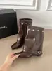 Botas de Caballero Desmontables de Tacón Bajo Botas Largas Diarias Otoño/Invierno Zapatos Remachados Adelgazantes Tacón Apilado 2026 Versátil Estilo Coreano Dos Formas de Usar