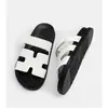 Pantuflas de una tira con suela gruesa estilo H para mujer, para uso exterior en verano, nuevo modelo 2026, sandalias planas de velcro