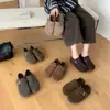 Zapatos de mula retro estilo japonés de suela gruesa de 5 cm para aumentar la altura, novedad otoño 2026 para personas perezosas