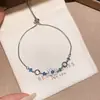 Pulsera Versátil Tejida con Malla Metálica de Estilo Minimalista con un Toque de Lujo Ligero y Sensación de Alta Gama, Accesorio de Mano Moderno y Elegante