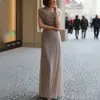 Nova Coleção de Outono 2026: Moda Feminina Transfronteiriça Europeia e Americana, Design Elegante e Sofisticado, Vestido de Cor Sólida com Decote Flare