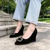 Sandália Anabela com Strass Feminina 2026 Outono Novo Solado Grosso Fosco Sapatos Femininos Salto Alto Feminino Bico Fino Preto