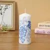 Nuevas Velas Cilíndricas con Calcomanías de Colores, Velas Creativas sin Humo y sin Olor para Decoración y Arreglos, Velas Duraderas, Venta al por Mayor de Fabricantes