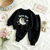 Conjunto para Niños de Principios de Otoño 2026 Comercio Exterior Nueva Ronda Sudaderas con Capucha Pantalones Deportivos Estilo Callejero Deportivo Conjunto de Dos Piezas