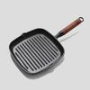 Frigideira de bife de ferro fundido espessado com alça de madeira listrada Frigideira de bife 24 cm quadrado doméstico sem revestimento frigideira antiaderente