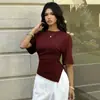 Nueva camisa de estilo europeo y americano transfronterizo, ajustada, con fruncidos, manga corta, cuello redondo, abertura, dobladillo angular irregular y diseño que ciñe la cintura
