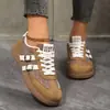 Tênis de treino alemães de sola reta transfronteiriços para mulheres, novos tênis esportivos de outono e primavera para comércio exterior de tamanho grande, sapatos casuais femininos da moda com cadarço