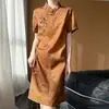 Vestido retro estilo chinês com gola alta abotoado para mulheres, novo vestido cheongsam estampado de manga curta primavera-verão, elegante vestido de comprimento médio