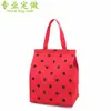 Bolsa Térmica de Tela Oxford Estampada de Lunares Personalizada de Fábrica Bolsa de Almuerzo Promocional con Película de Aluminio Plegable Bolsa de Hielo Térmica Bolso de Hombro