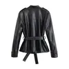 Venta al por mayor transfronteriza 2026 Chaqueta casual de moda europea y americana con bolsillos y cinturón, chaqueta ajusta-cintura de cuero PU para mujer A712258