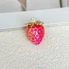 Colgante de coche de gelatina transparente degradada con fresa, amuleto de aleación, acrílico, cadena para teléfono DIY, llavero, accesorio para bolso