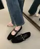 Nuevos Zapatos Mary Jane Franceses Retro Exquisitos de Gamuza para Mujer Estampado de Leopardo de Punta Cuadrada con Tacón Grueso de Pedrería