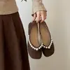 Zapatos de Ballet en Piel Mate, Favorecedores para Mujer, Versátiles, Suaves y Cómodos, Boca Baja, Suela Blanda, Estilo Nuevo, Punta Cuadrada, Planos, con Perlas