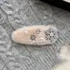 Atmósfera de Otoño e Invierno Nuevo Pasador de Estrella de Felpa Dulce Copo de Nieve Lindo Flequillo Lateral Pasador Coreano Accesorios para el Cabello