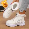 Botas Martin para mujer de talla grande de comercio exterior transfronterizo 2026 nuevos zapatos de algodón para otoño e invierno botines cortos zapatos deportivos casuales de felpa de caña alta para mujer