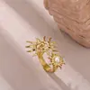 Anillo de Acero Inoxidable Nuevo Europeo y Americano con Circonita y Perla de Imitación Anillo Chapado en Oro para Mujer Anillo Pequeño Fresco de Acero de Titanio con Forma de Serpiente Accesorios