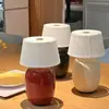 Lámpara de Mesa Recargable de Cerámica de Gama Alta Cubierta de Tela Vintage, Estilo Wabi-Sabi, Adecuada para Sala de Estar, Estudio, Dormitorio, Lámpara de Mesita de Noche, Luz Nocturna Pequeña de Mediados de Siglo