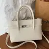 Diseño de nicho transfronterizo, nuevo para la primavera de 2026, bolso de mujer simple de alta calidad, bolso de hombro, bolso de axila, bolso cruzado, bolso tipo cubo