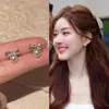 Pendientes de Lazo de Perlas Estilo Zhao Lusi para Mujer, Diseño Versátil de Lujo Ligero de Nicho con un Toque de Alta Gama, Pendientes Estilo Ins