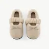 Nuevas pantuflas de felpa estilo Mary Jane para niñas, pantuflas de interior para otoño e invierno para mujer, antideslizantes, de suela gruesa, cálidas y con diseño de punta cerrada