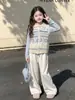 Conjunto de Ropa de Otoño e Invierno para Niñas, Aspecto de Alta Gama, Nuevo Estilo 2026, Estudiantes de Secundaria, Muy Atractivo, Conjunto de Chaleco Estilo Coreano, Invierno