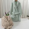 Vestido de camisola transfronteiriço Mulheres Flanela Espessa Alongar Roupão de banho Abacaxi Pai-filho Outono e Inverno Pijamas de lã novas crianças