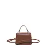 Bolsa de ombro lisa e elegante com um design fresco e minimalista, perfeita para looks casuais e da moda na primavera e no verão de 2026
